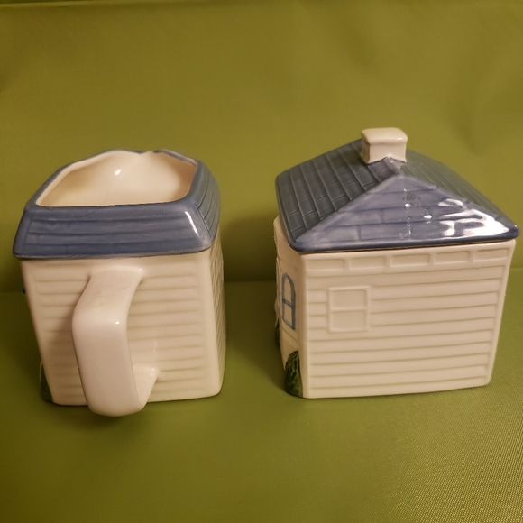 Victorian House Sugar & Creamer Set - Made in Mexico - Picture 6 of 11